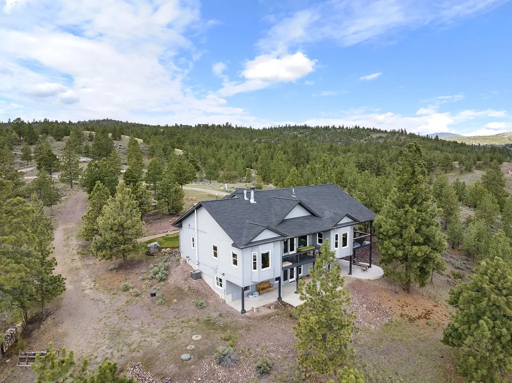 8235 Evergreen Drive Helena MT 59602