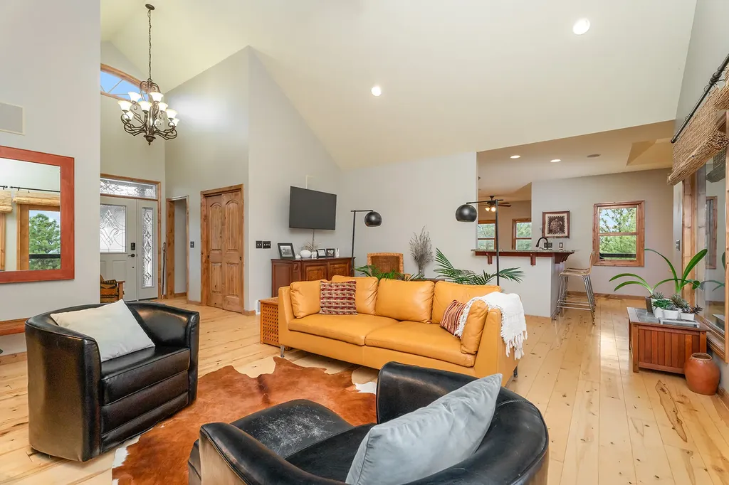 8235 Evergreen Drive Helena MT 59602