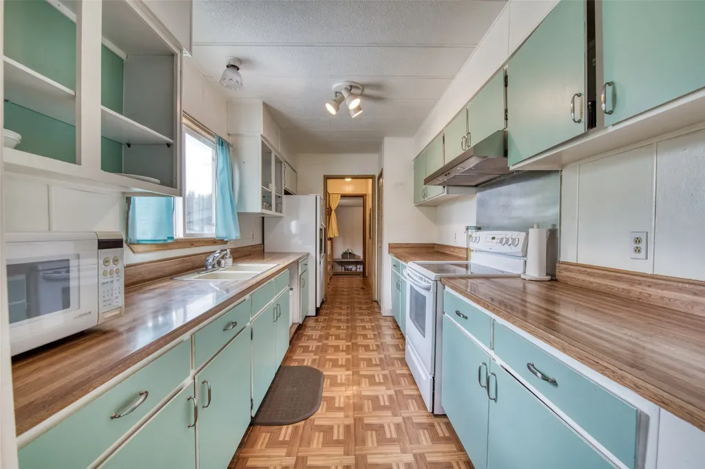 61 Walkers Trail Darby MT 59829