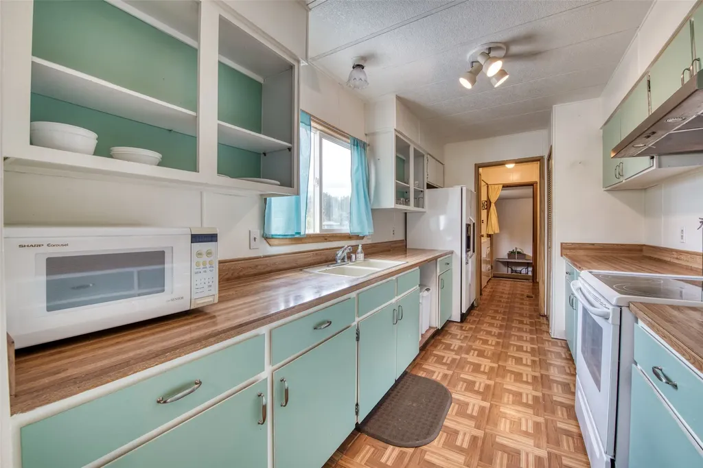 61 Walkers Trail Darby MT 59829