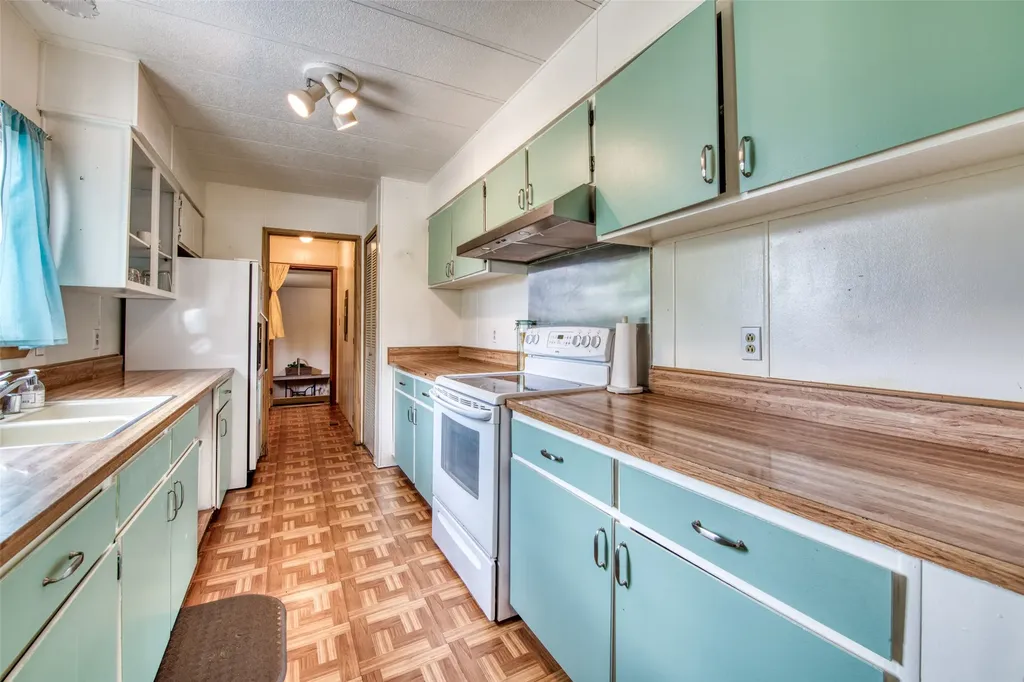 61 Walkers Trail Darby MT 59829