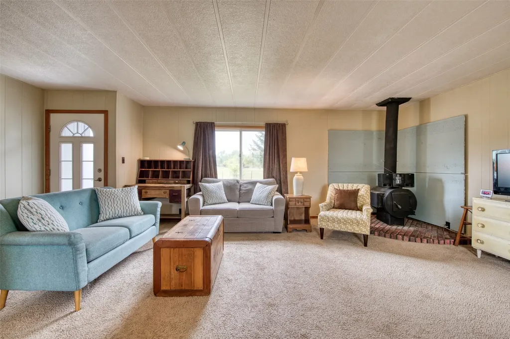 61 Walkers Trail Darby MT 59829