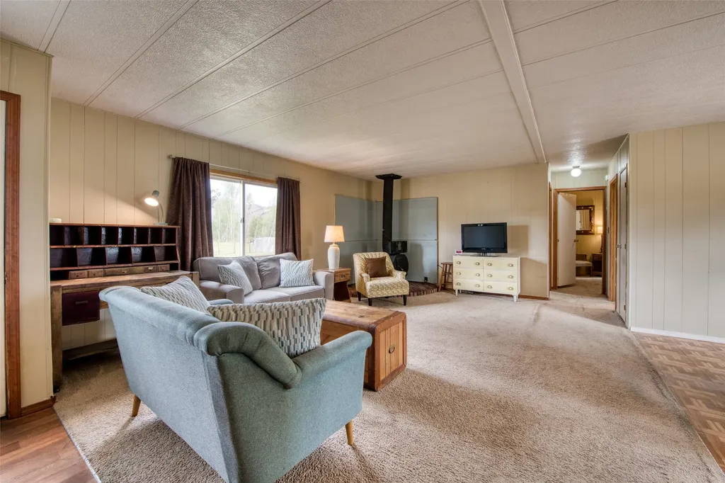 61 Walkers Trail Darby MT 59829