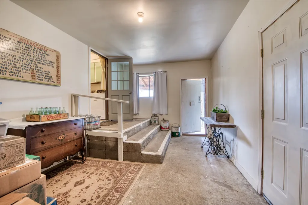 61 Walkers Trail Darby MT 59829