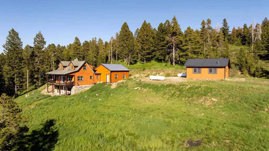 185 Peak Road Bozeman MT 59715