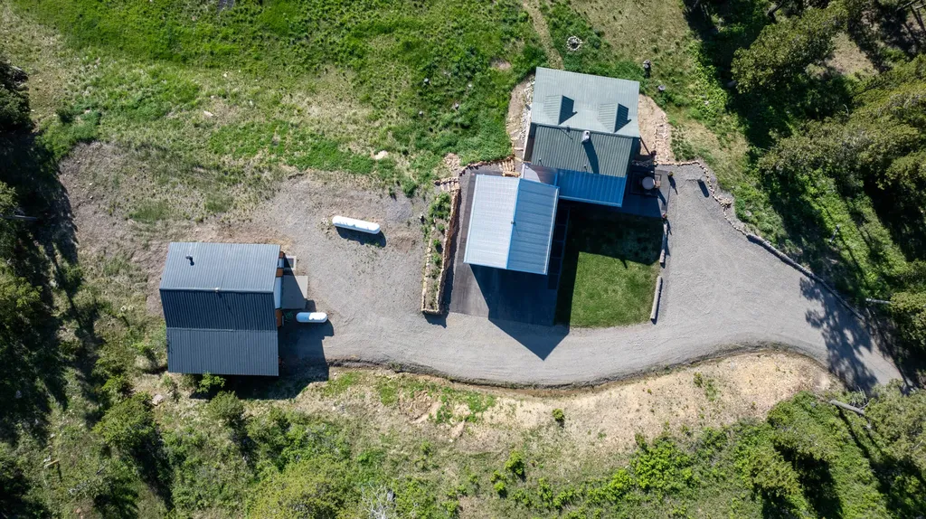 185 Peak Road Bozeman MT 59715