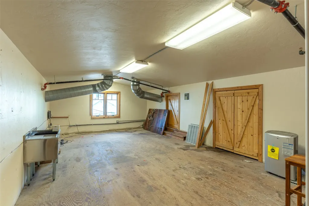 12 Spokane Avenue Whitefish MT 59937