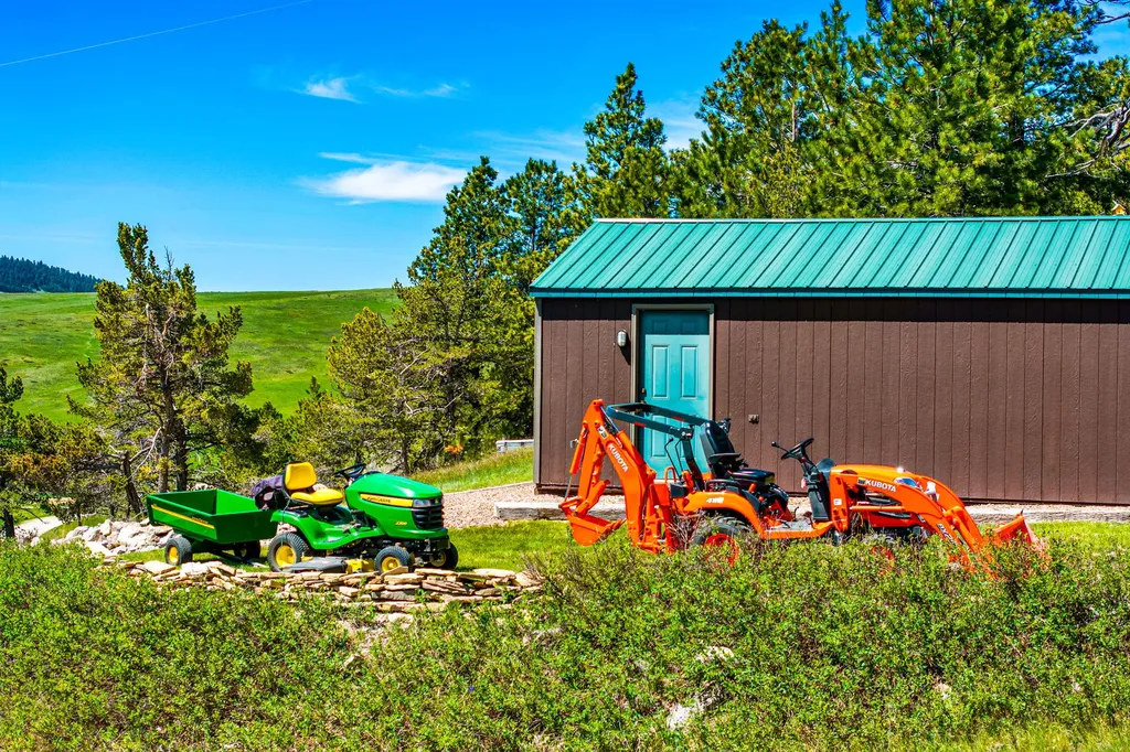 3567 Limestone Canyon Road Raynesford MT 59469
