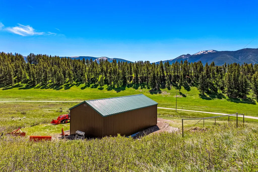 3567 Limestone Canyon Road Raynesford MT 59469