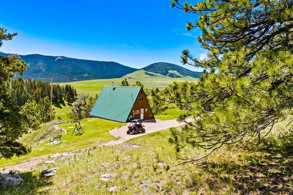 3567 Limestone Canyon Road Raynesford MT 59469