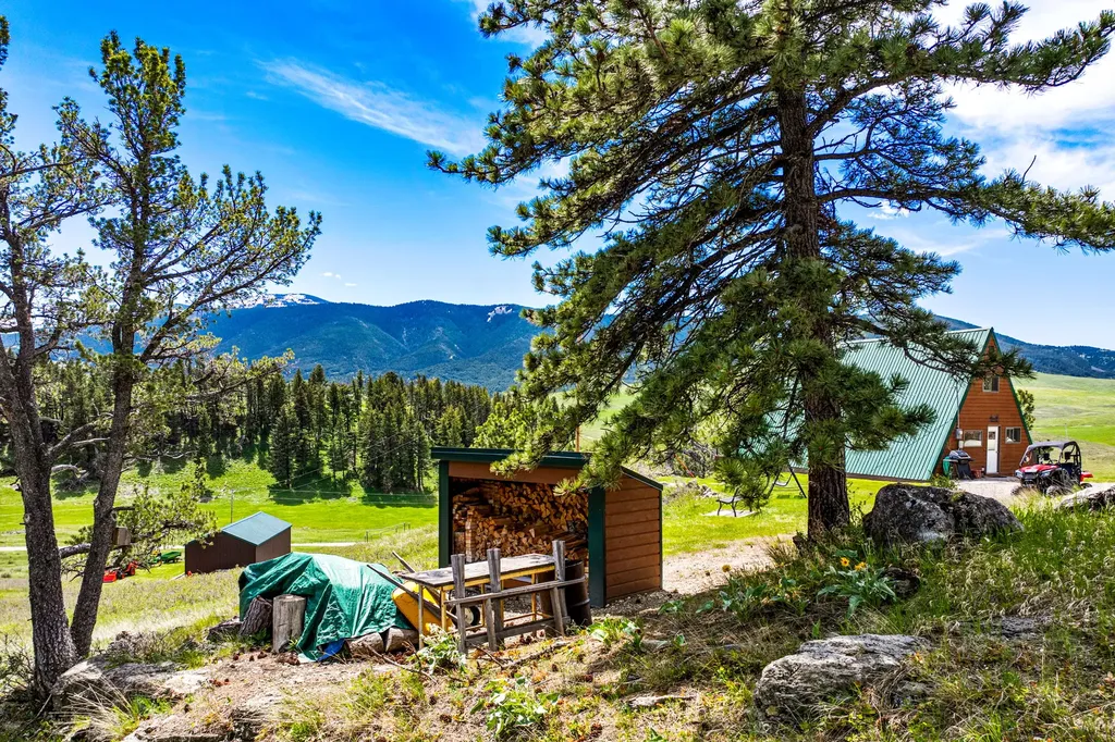 3567 Limestone Canyon Road Raynesford MT 59469