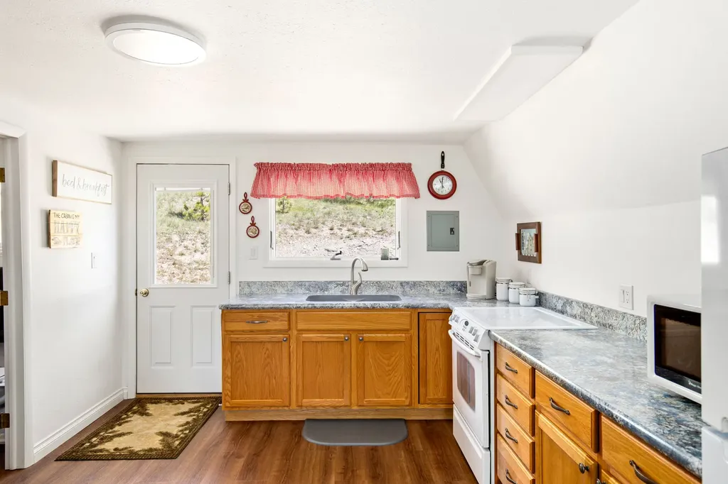 3567 Limestone Canyon Road Raynesford MT 59469