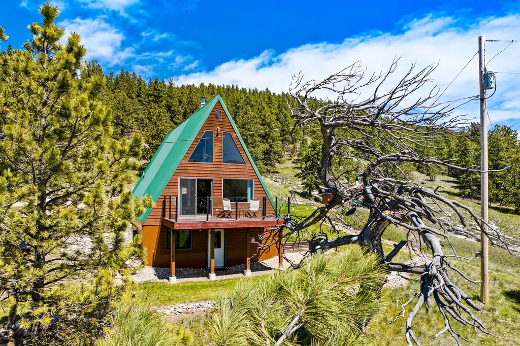 3567 Limestone Canyon Road Raynesford MT 59469