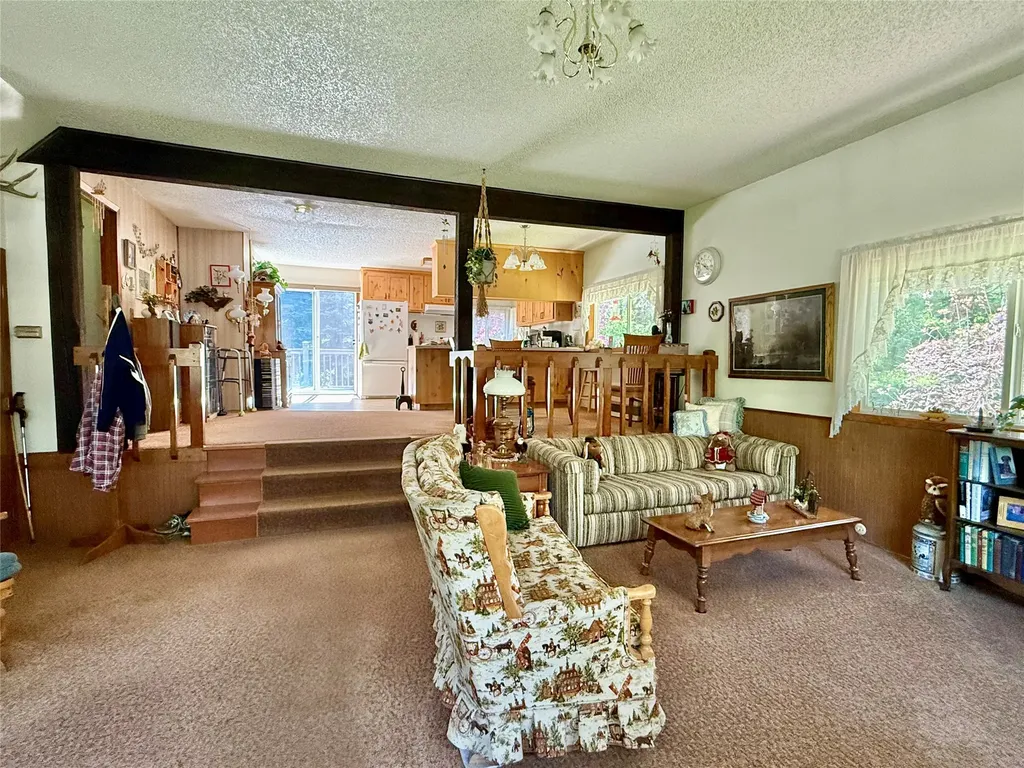4571 Mt Highway 200 Thompson Falls MT 59873