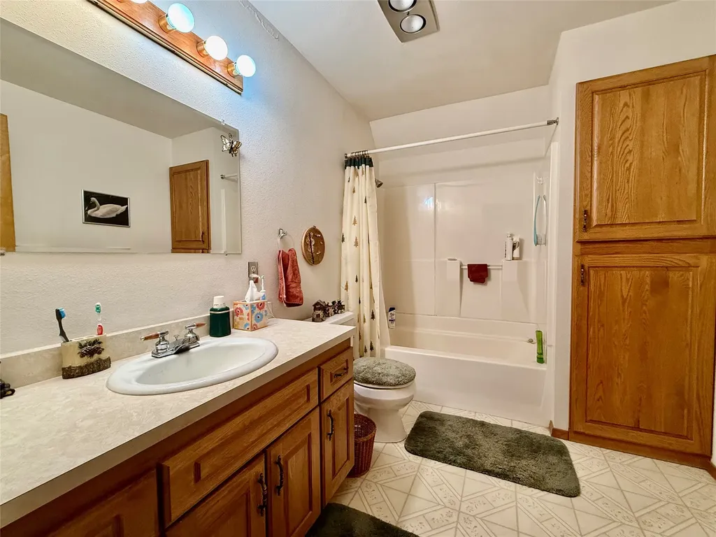 4571 Mt Highway 200 Thompson Falls MT 59873