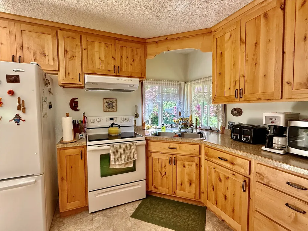 4571 Mt Highway 200 Thompson Falls MT 59873