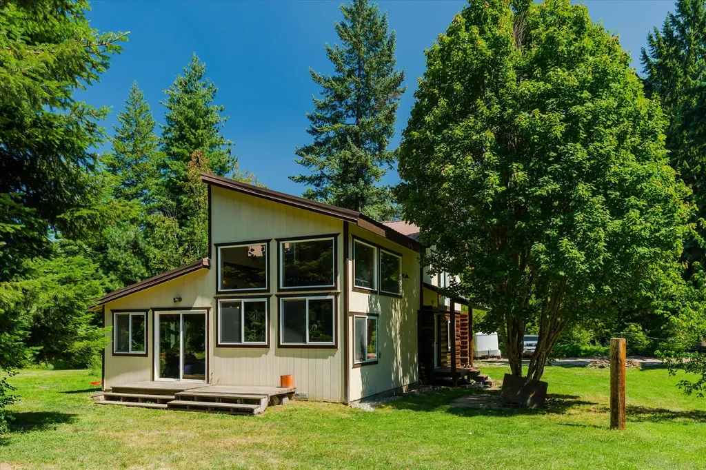 36 Forest Lane Trout Creek MT 59874