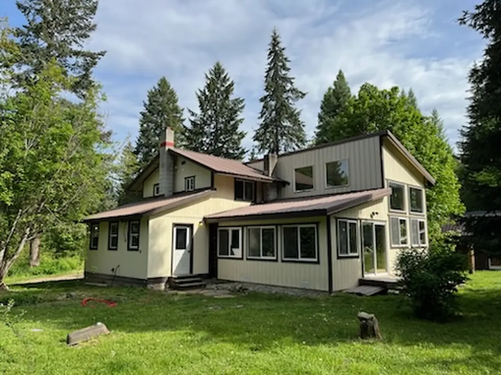 36 Forest Lane Trout Creek MT 59874