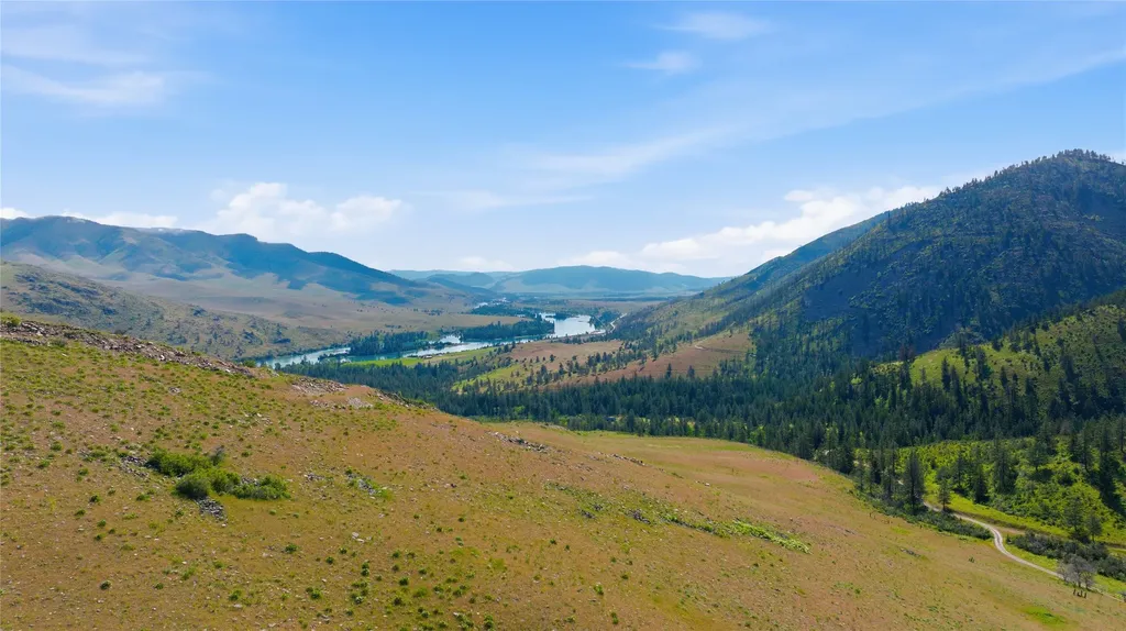 54 W Magpie Creek Road Dixon MT 59831