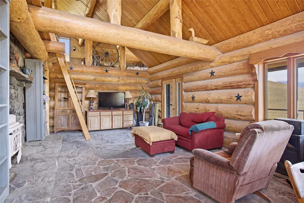 54 W Magpie Creek Road Dixon MT 59831