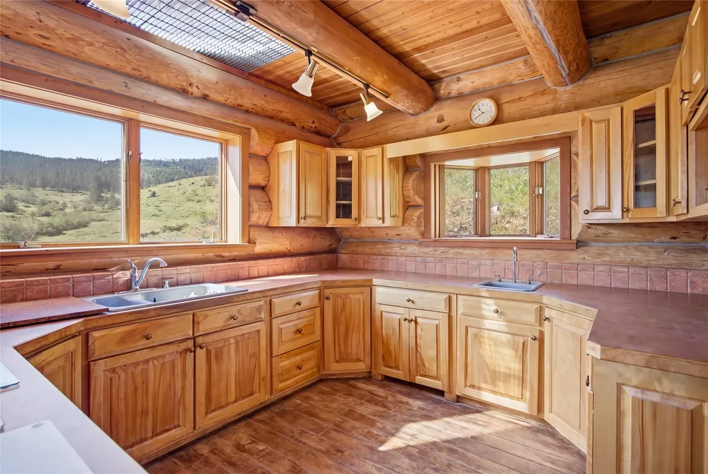 54 W Magpie Creek Road Dixon MT 59831