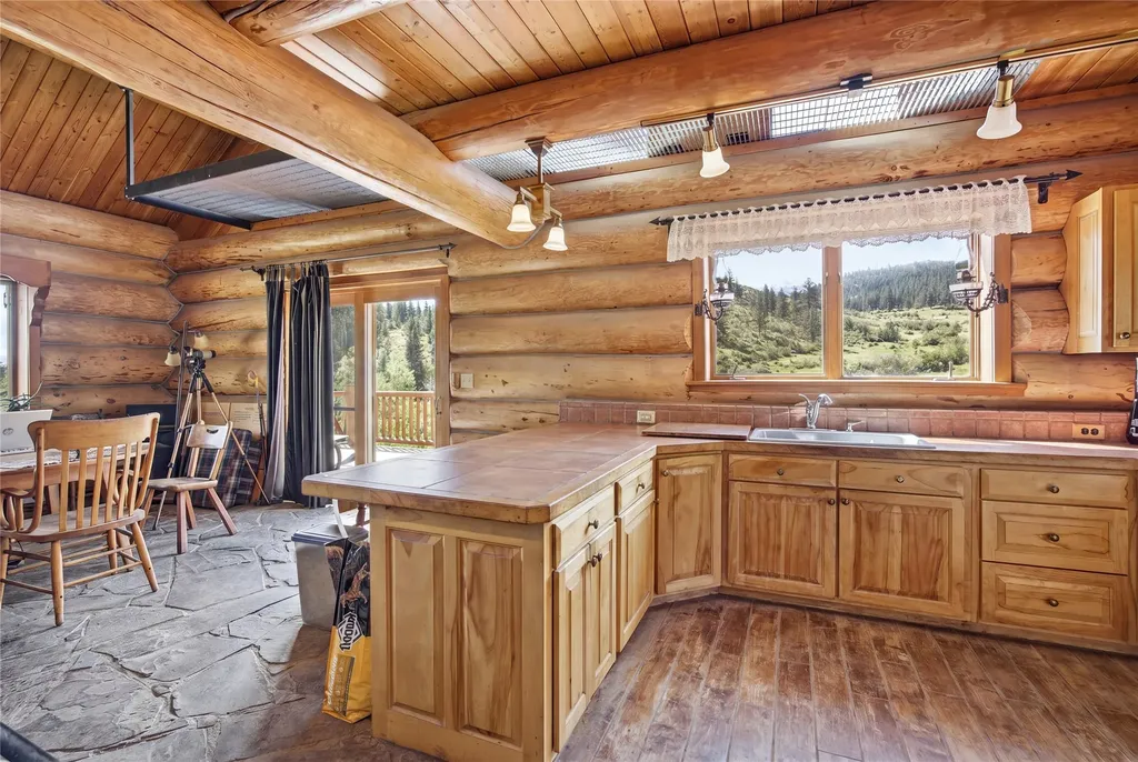 54 W Magpie Creek Road Dixon MT 59831