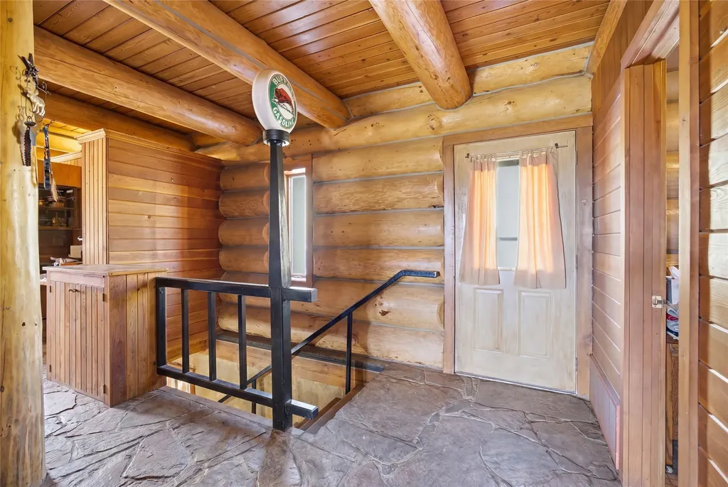 54 W Magpie Creek Road Dixon MT 59831