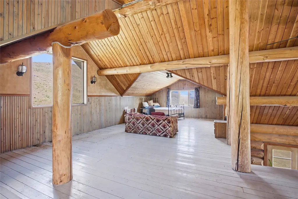 54 W Magpie Creek Road Dixon MT 59831