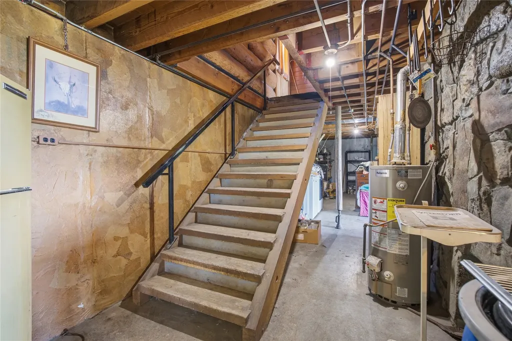 54 W Magpie Creek Road Dixon MT 59831