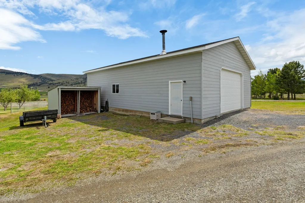 27 Tanager Lane East Helena MT 59635