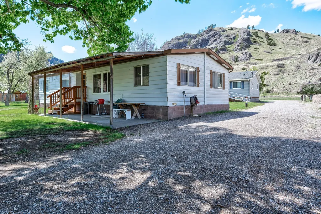 73 Seibold Lane Cascade MT 59421