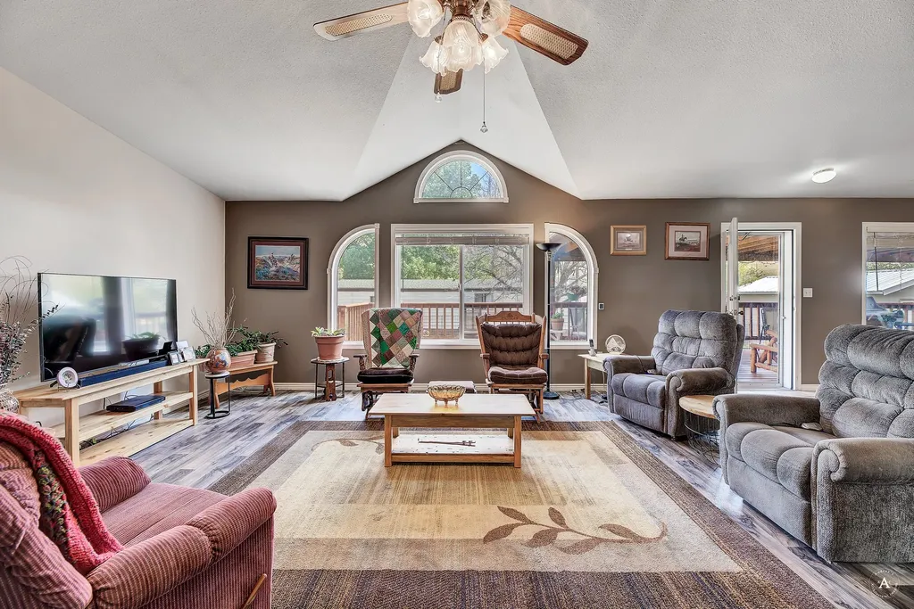 73 Seibold Lane Cascade MT 59421