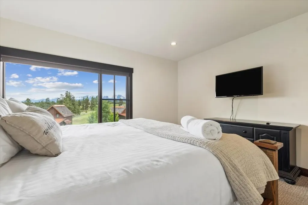 62 Wilderness Lodge Road Eureka MT 59917