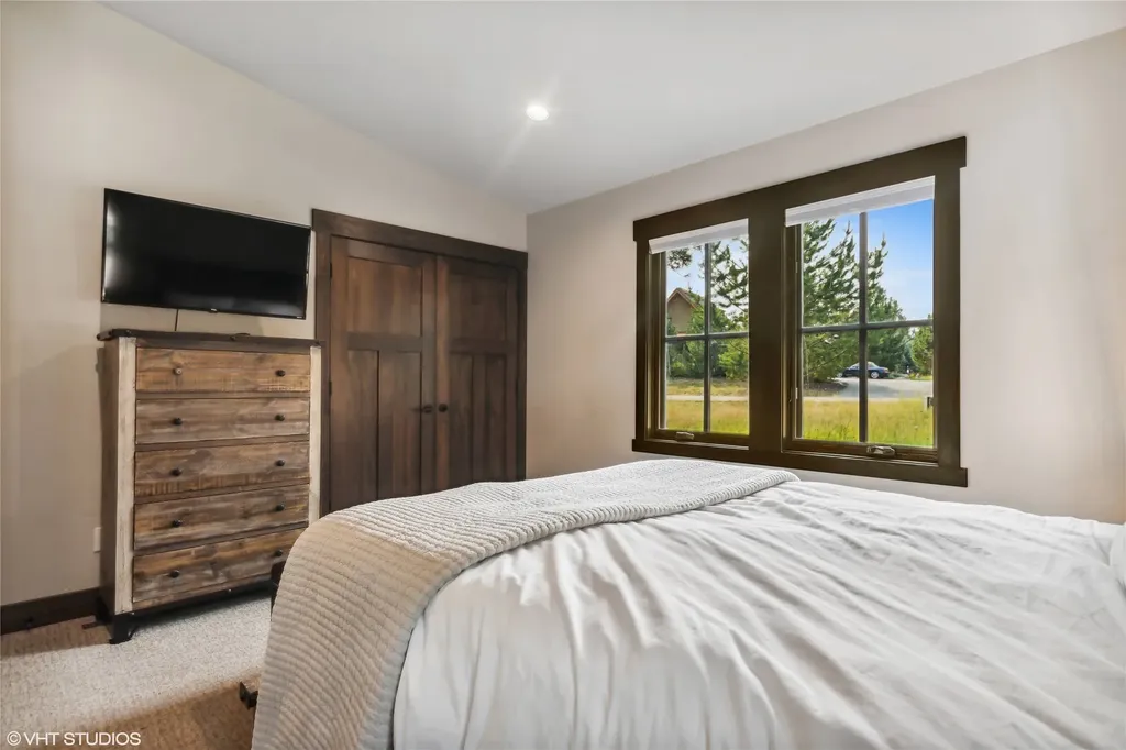 62 Wilderness Lodge Road Eureka MT 59917