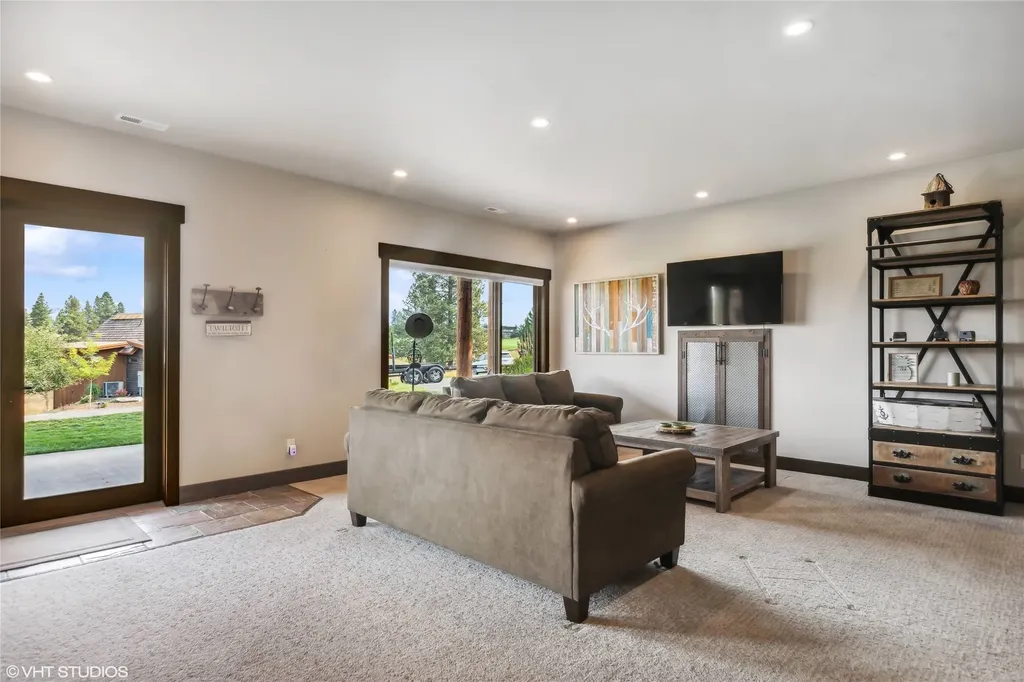 62 Wilderness Lodge Road Eureka MT 59917