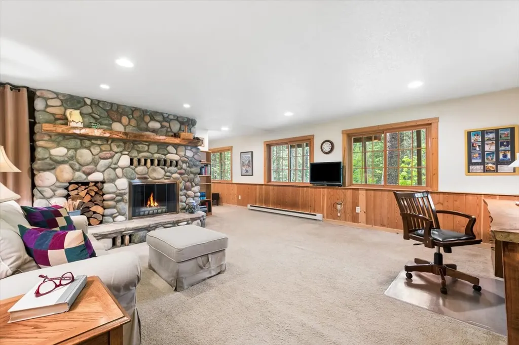 855 Hunter Lane Columbia Falls MT 59912