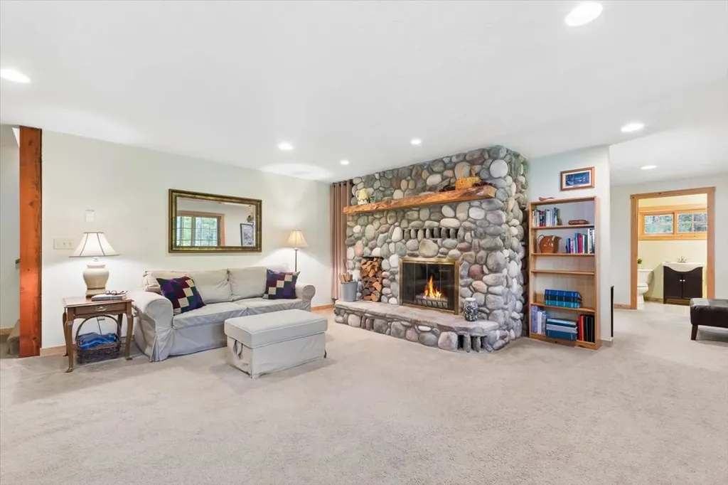855 Hunter Lane Columbia Falls MT 59912