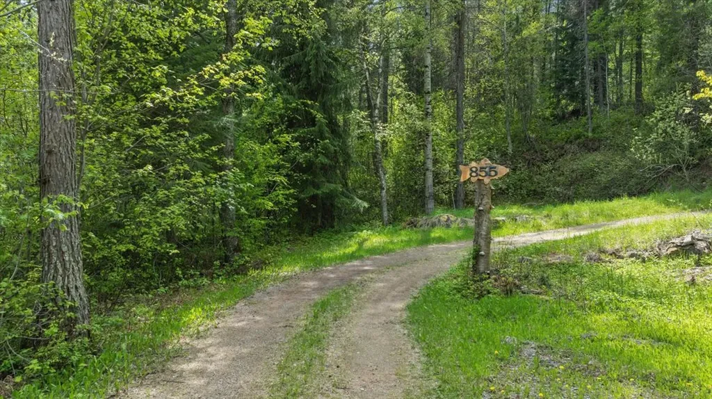 855 Hunter Lane Columbia Falls MT 59912
