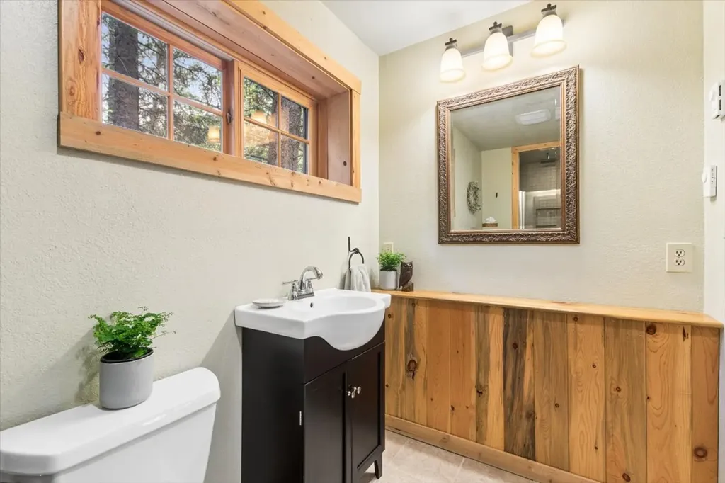 855 Hunter Lane Columbia Falls MT 59912