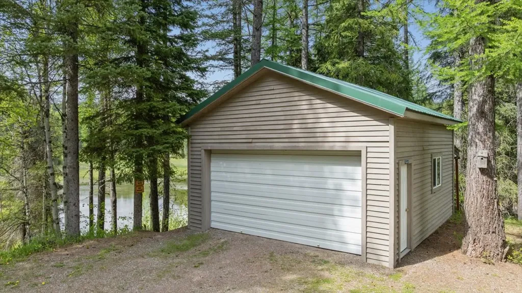 855 Hunter Lane Columbia Falls MT 59912