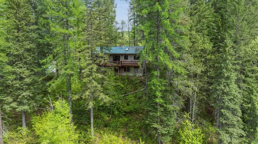 855 Hunter Lane Columbia Falls MT 59912
