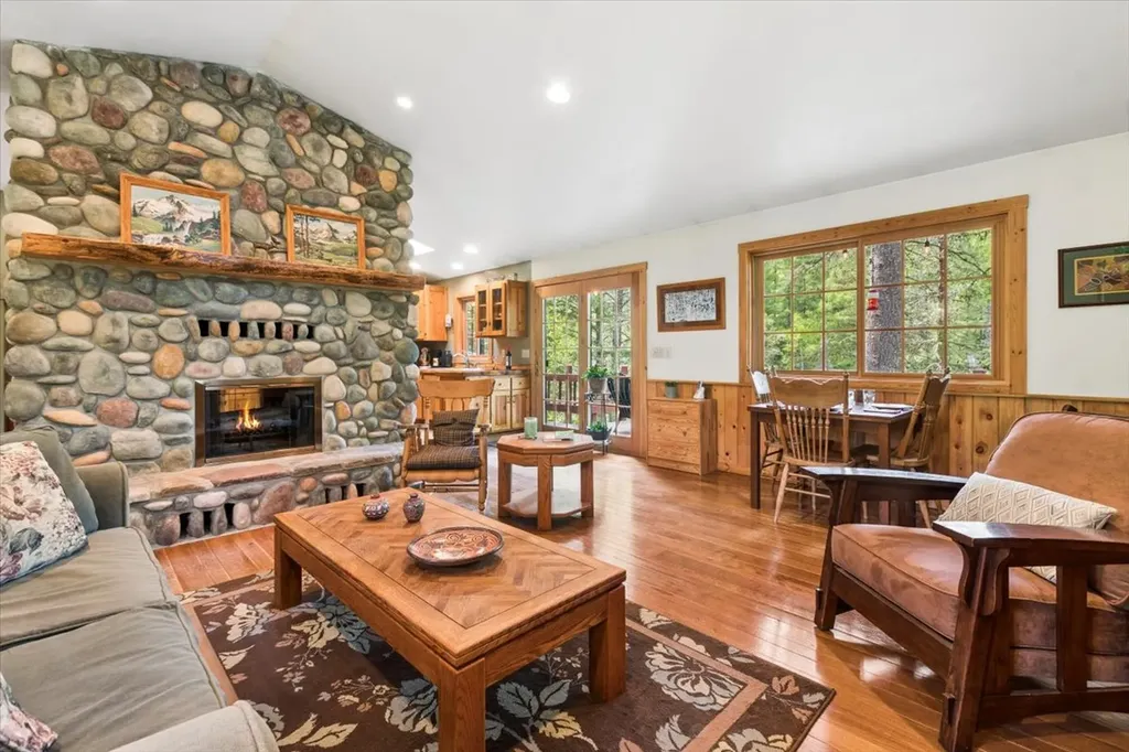 855 Hunter Lane Columbia Falls MT 59912