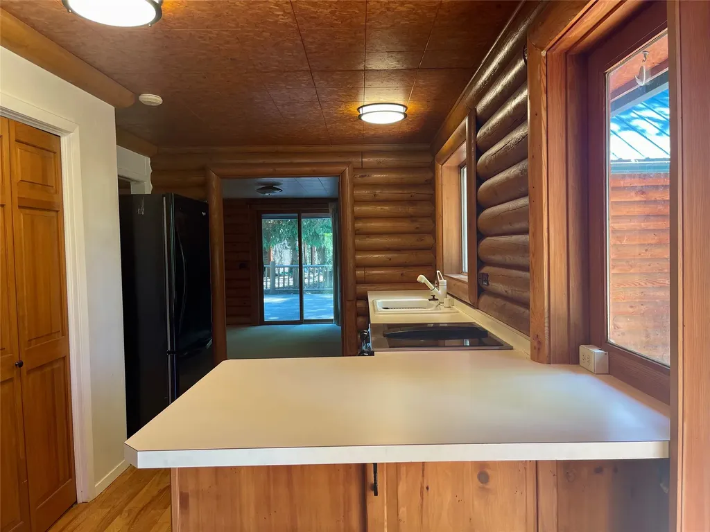 29189 S Ferndale Drive Bigfork MT 59911