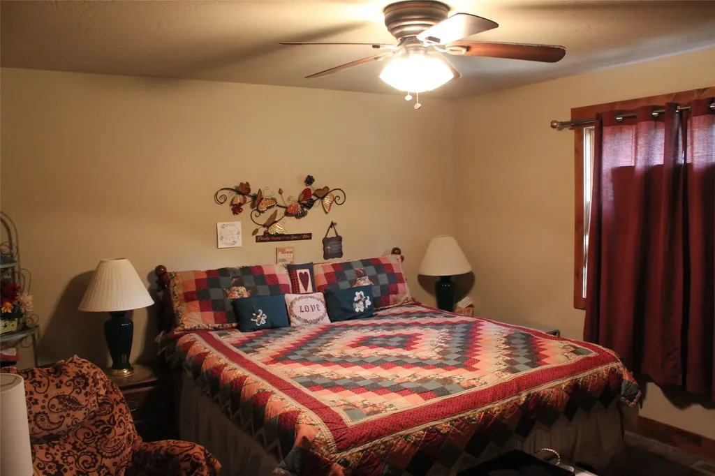 21369 Ninemile Road Huson MT 59846