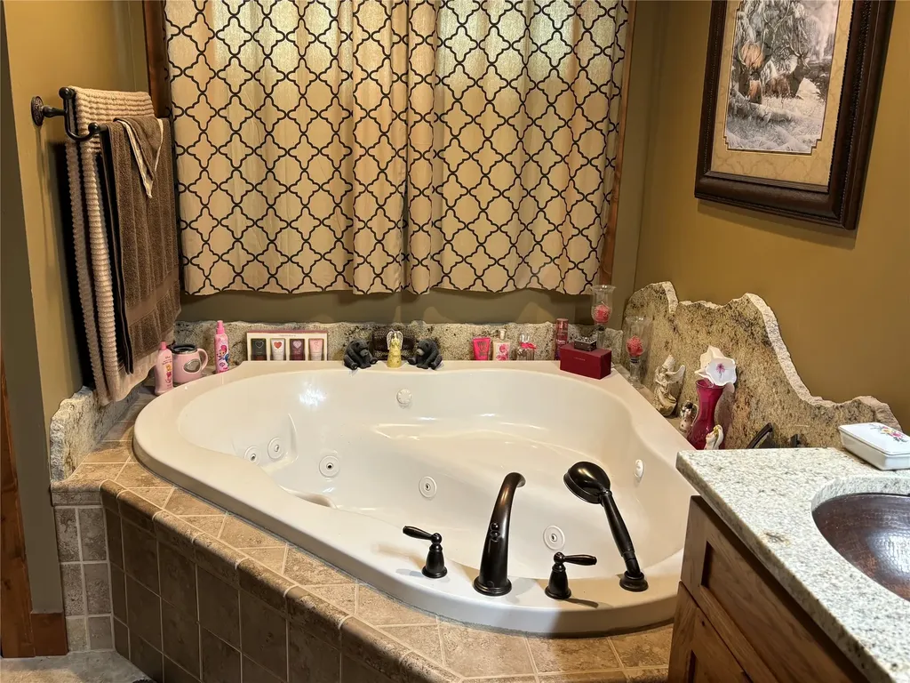 21369 Ninemile Road Huson MT 59846