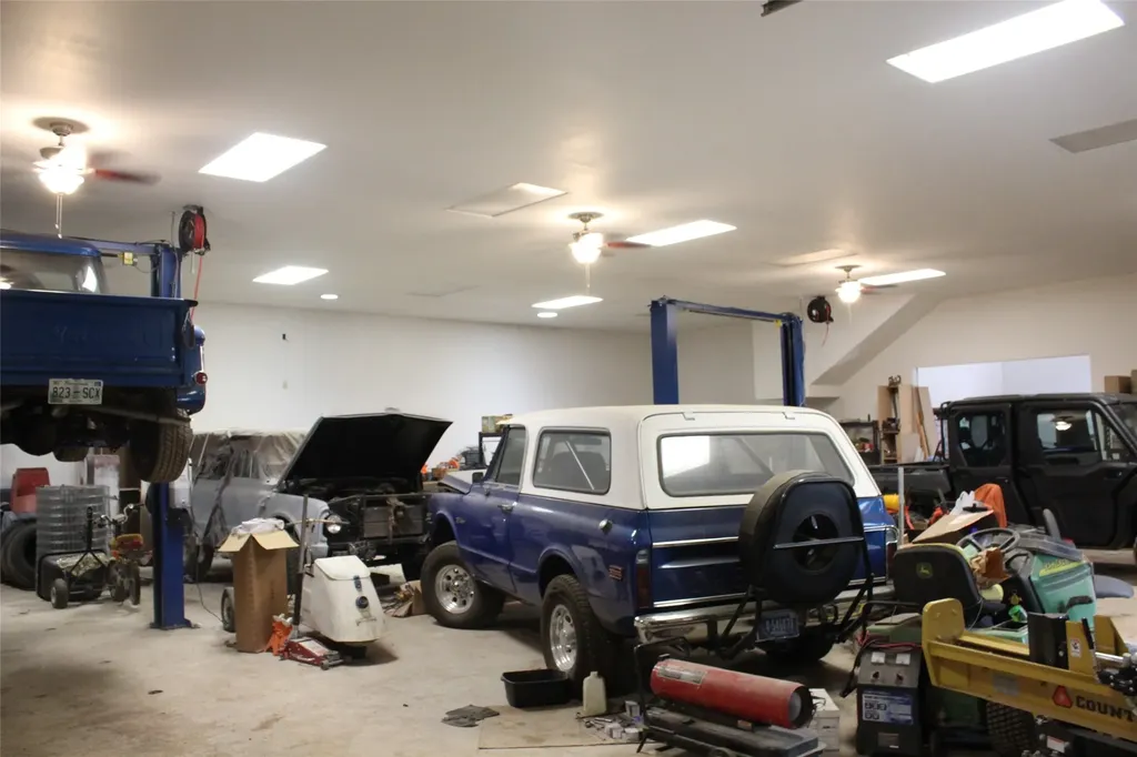 21369 Ninemile Road Huson MT 59846