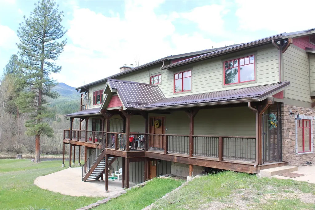 21369 Ninemile Road Huson MT 59846