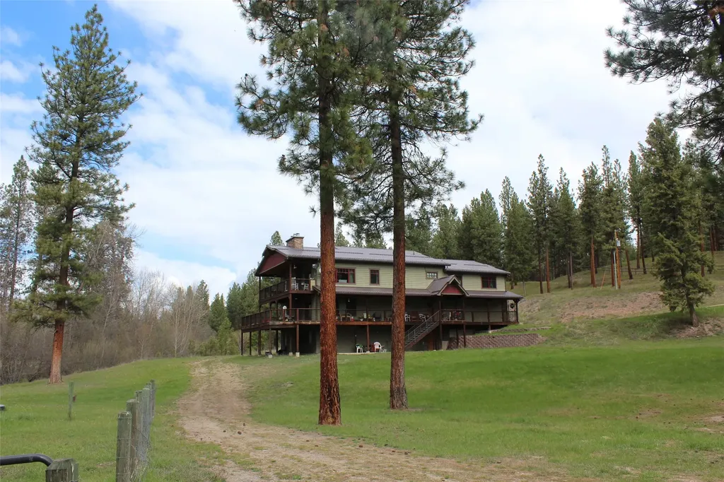 21369 Ninemile Road Huson MT 59846