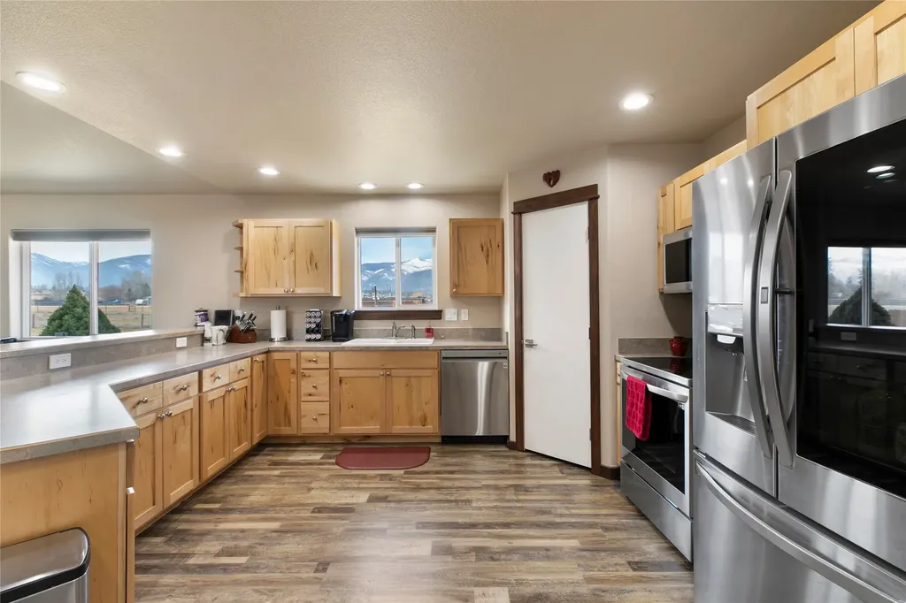2306 Austin Lane Victor MT 59875