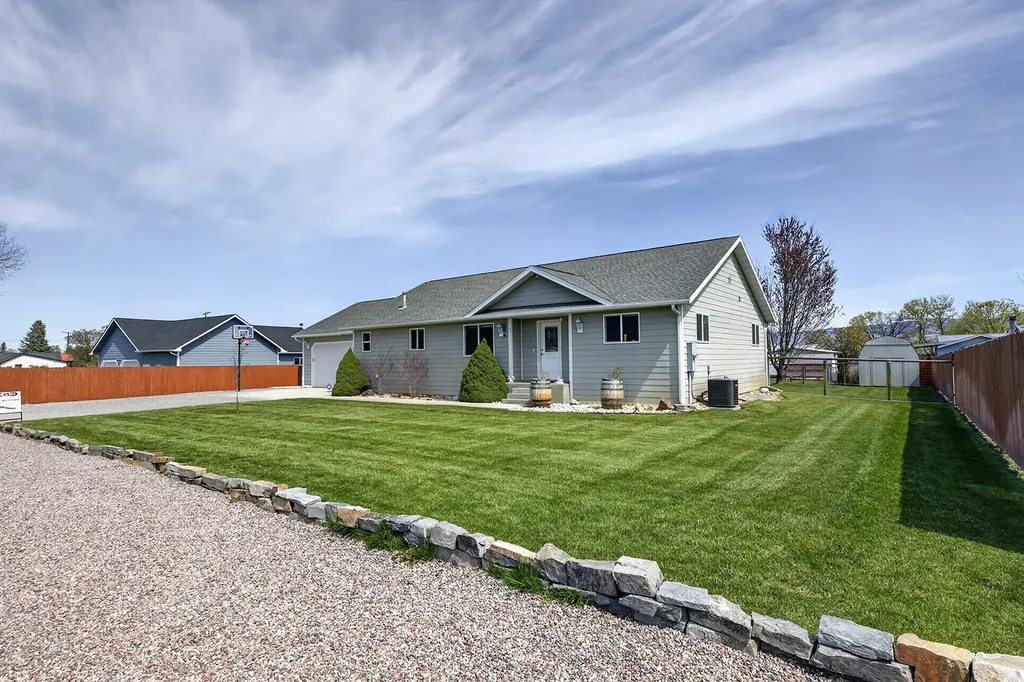 2306 Austin Lane Victor MT 59875